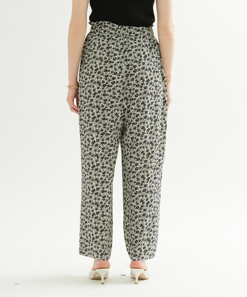 Rouge vif Anna（ルージュヴィフアンナ）の「【セットアップ対応】フラワープリントイージーパンツ（その他パンツ・レディース・オフホワイト・フリー）」の8枚目の写真