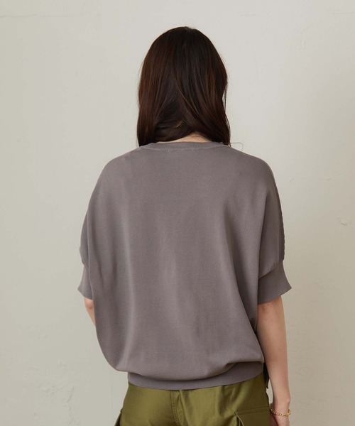 OUVRAGE CLASSE（ウヴラージュクラス）の「ドルマンプルオーバー（ニット/セーター・レディース・ベージュ/ピンク/サックスブルー/チャコールグレー・FREE）」の17枚目の写真