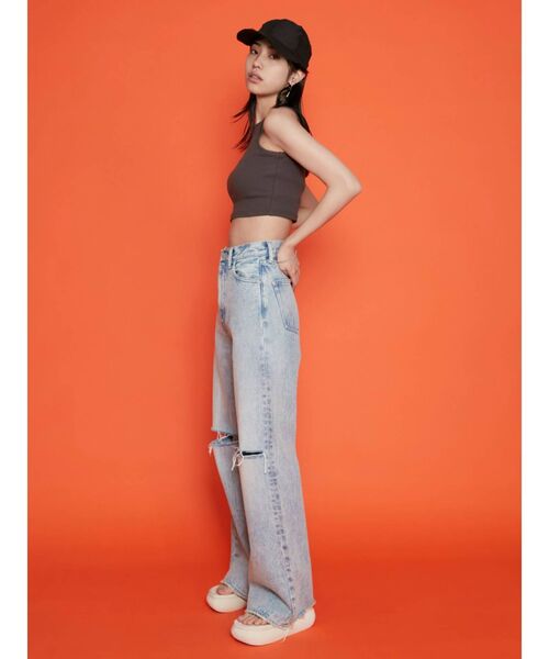 EMODA(エモダ)の「ストラップフラットサンダル(サンダル・レディース・ホワイト/ブラック・SMALL/MEDIUM/LARGE)」の10枚目の写真