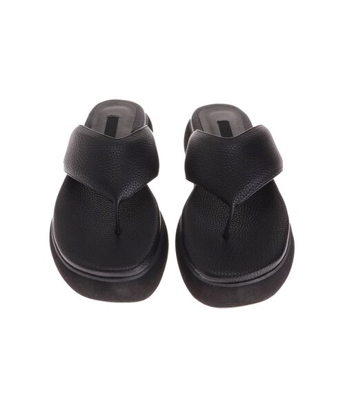 EMODA(エモダ)の「ストラップフラットサンダル(サンダル・レディース・ホワイト/ブラック・SMALL/MEDIUM/LARGE)」の3枚目の写真