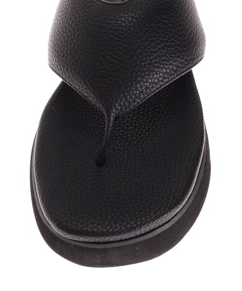 EMODA(エモダ)の「ストラップフラットサンダル(サンダル・レディース・ホワイト/ブラック・SMALL/MEDIUM/LARGE)」の13枚目の写真