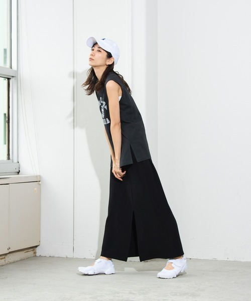 Auntie Rosa Holiday(アンティローザホリデー)の「ストレッチサイドスリットフレアスカート / サイズ展開あり(スカート・レディース・ブラック/ピンク/グリーン/アイボリー・SMALL/MEDIUM)」の11枚目の写真