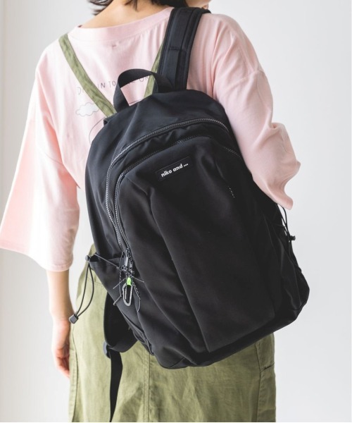 新品■　リュック　８ポケット　デイパック　バッグ　黒■　ニコアンド バックパック niko and - niko andオリジナル8ポケットデイパックの通販