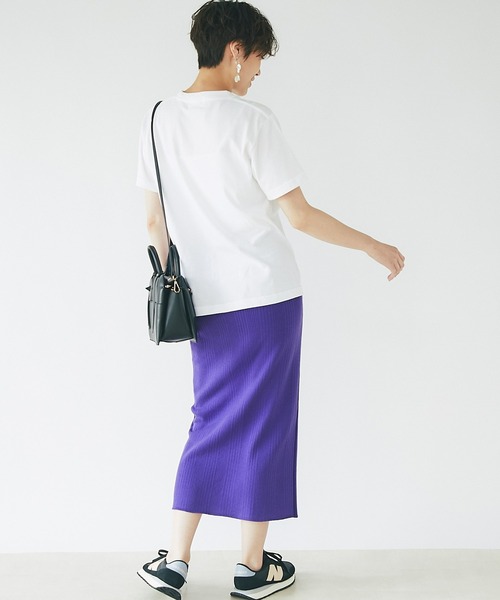 un dix cors(アンディコール)の「大人カジュアルなロゴT figsフロッキーTシャツ(Tシャツ/カットソー・レディース・ホワイト/チャコールグレー/オフホワイト・FREE)」の17枚目の写真