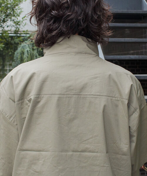 GLOSTER（グロスター）の「【GLOSTER/グロスター】ブロードクロス ハーフジッププルオーバー（シャツ/ブラウス・メンズ・ブラック/ベージュ/オフホワイト・S/M/L）」の19枚目の写真