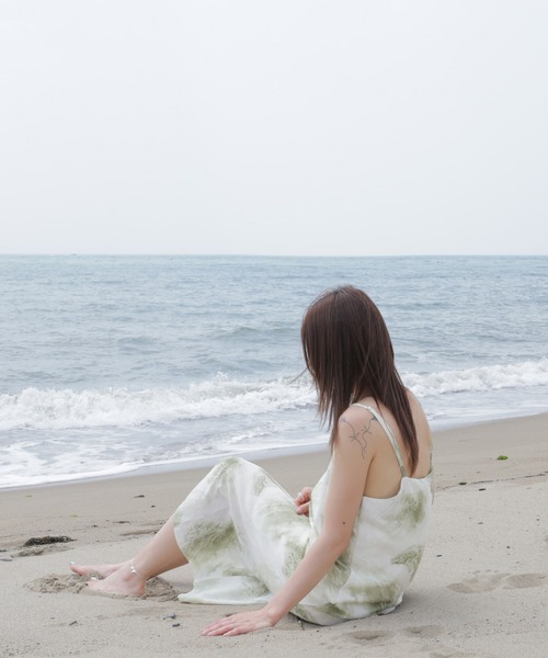 minsobi(ミンソビ)の「ロングキャミワンピース(ワンピース・レディース・グリーン・FREE)」の4枚目の写真