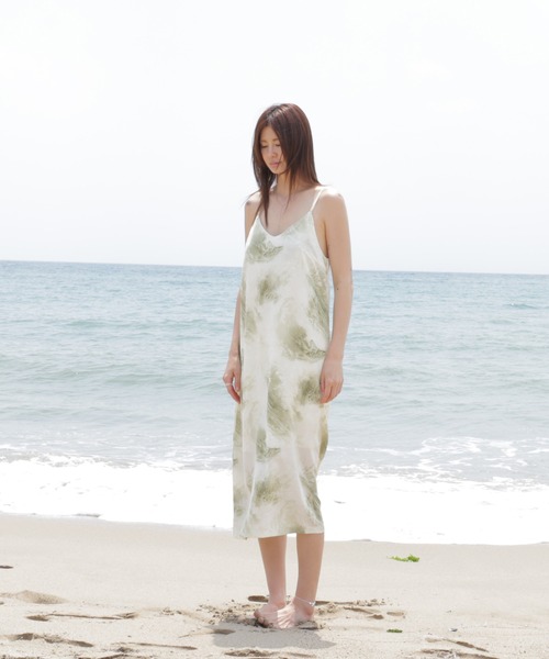 minsobi(ミンソビ)の「ロングキャミワンピース(ワンピース・レディース・グリーン・FREE)」の8枚目の写真