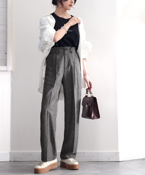 classicalelf（クラシカルエルフ）の「品の良さが漂う。ハイウエストセンタープレスツイードパンツ（ネップ＆無地）（その他パンツ・レディース・チャコールグレー/ブラック・SMALL/MEDIUM/LARGE/X-LARGE）」の3枚目の写真