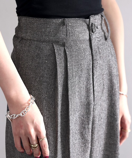 classicalelf（クラシカルエルフ）の「品の良さが漂う。ハイウエストセンタープレスツイードパンツ（ネップ＆無地）（その他パンツ・レディース・チャコールグレー/ブラック・SMALL/MEDIUM/LARGE/X-LARGE）」の8枚目の写真