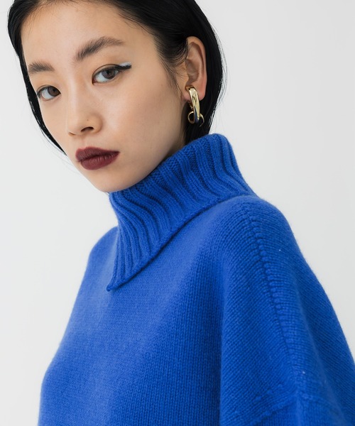 UNITED TOKYO（ユナイテッドトウキョウ）の「【WEB限定】ボリュームタートルニット（ニット/セーター・レディース・ブラック/パープル/グレー/インディゴブルー/グリーン/アイボリー/オフホワイト/ブラック系その他2/ブルー系その他2/グレー系その他2・FREE）」の17枚目の写真