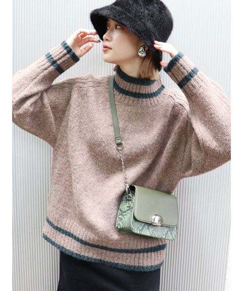 MURUA(ムルーア)の「チェーンストーンバッグ(ショルダーバッグ・レディース・グリーン/ブラック・FREE)」の7枚目の写真