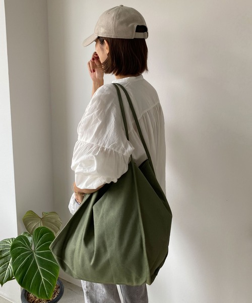 DONOBAN（ドノバン）の「細紐トートバッグ（トートバッグ・レディース・カーキ/ブラック/ブラウン系その他/アイボリー・ONESIZE）」の4枚目の写真