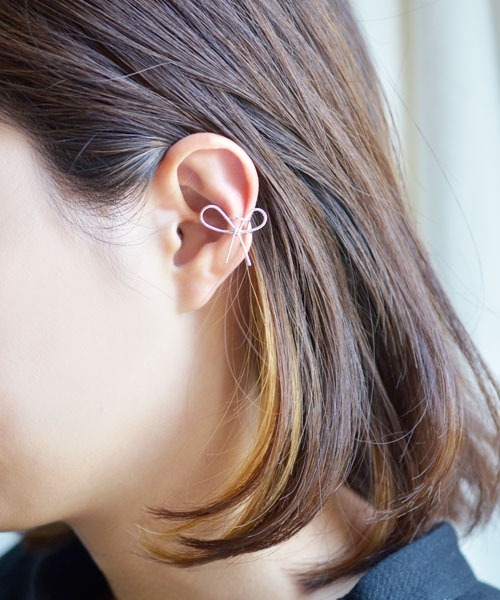 Fun & Daily（ファンアンドデイリー）の「フレームリボンイヤーカフ（イヤーカフ・レディース・ゴールド/シルバー・FREE）」の8枚目の写真