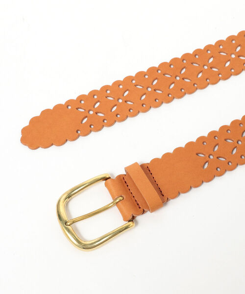 BEAMS BOY（ビームスボーイ）の「BEAMS BOY / レザー パンチング ベルト（ベルト・レディース・ブラック/ライトブラウン・ONE SIZE）」の8枚目の写真