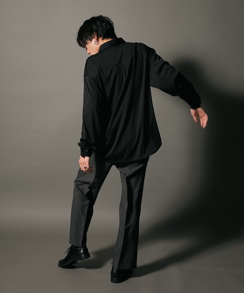 UNIIT(ユニット)の「【UNIIT/ユニット】ポリストレッチ 切り替え ルーズシルエット ビッグシルエット シャツ 幾何学模様 ジオメトリック 韓国ファッション モードファッション キレイ目(シャツ/ブラウス・メンズ・ホワイト/ブラック/ベージュ・MEDIUM/LARGE)」の20枚目の写真