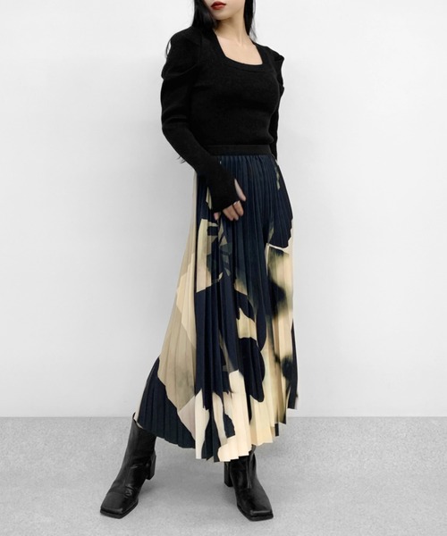 LVEU.（ラブユ.）の「【LVEU.】フィンガーホールパフショルダーニット / トップス ニット トップス レディース リブ カットソー パフショルダー パフショル 指ぬき スクエアネック ブルー ブラック グレー ホワイト アームウォーマー（ニット/セーター・レディース・ブラック/グレー/ブルー/ホワイト・FREE）」の19枚目の写真