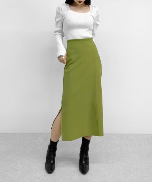 LVEU.（ラブユ.）の「【LVEU.】フィンガーホールパフショルダーニット / トップス ニット トップス レディース リブ カットソー パフショルダー パフショル 指ぬき スクエアネック ブルー ブラック グレー ホワイト アームウォーマー（ニット/セーター・レディース・ブラック/グレー/ブルー/ホワイト・FREE）」の22枚目の写真