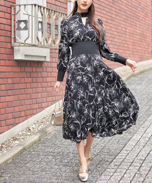 tocco closet（トッコ クローゼット）の「ウエストリブ切り替えライン