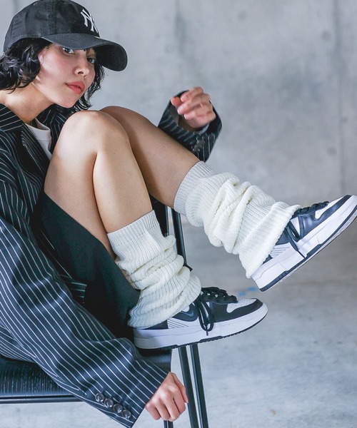 PAGEBOY（ページボーイ）の「ニットレッグウォーマー（レッグウォーマー・レディース・ピンク/オフホワイト/ブラック・FREE）」の2枚目の写真