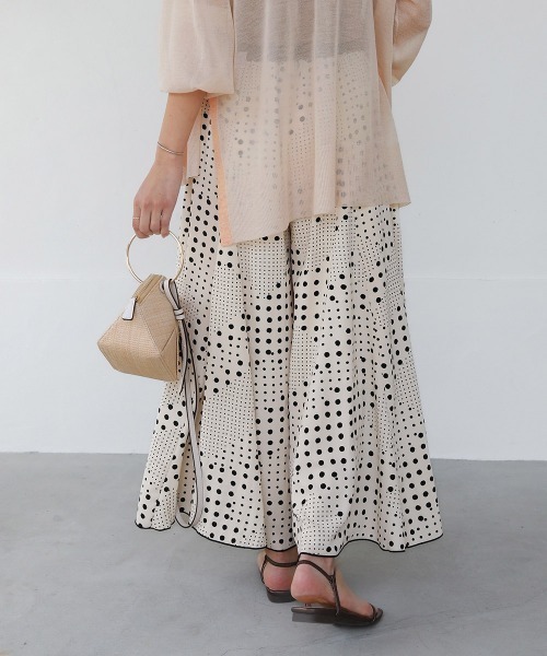 Bou Jeloud(ブージュルード)の「キカドット柄フレアパンツ(その他パンツ・レディース・ブラック/オフホワイト・38)」の10枚目の写真