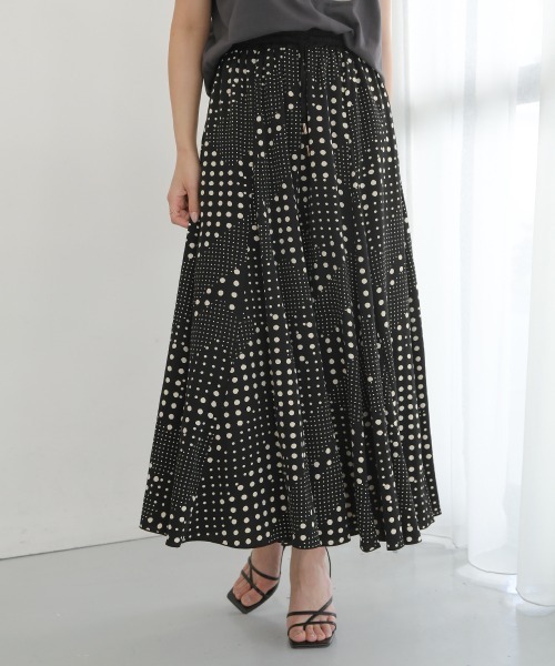 Bou Jeloud(ブージュルード)の「キカドット柄フレアパンツ(その他パンツ・レディース・ブラック/オフホワイト・38)」の15枚目の写真