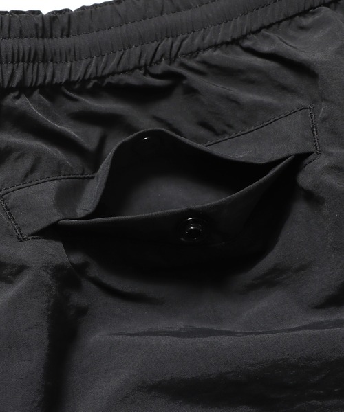BURLAP OUTFITTER(バーラップアウトフィッター)の「BURLAP OUTFITTER/バーラップアウトフィッター TRACK PANTS ナイロンパンツ テーパードパンツ(スラックス・メンズ・オリーブ/ブラック/チャコール/サンドベージュ・L/M)」の10枚目の写真