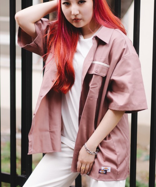 Dickies（ディッキーズ）の「【Dickies】ワークシャツ（半袖 ）/ ディッキーズ ワイドシルエットシャツ（シャツ/ブラウス・メンズ・ブラック/ピンク系/オレンジ/ミント・S/M/L）」の4枚目の写真