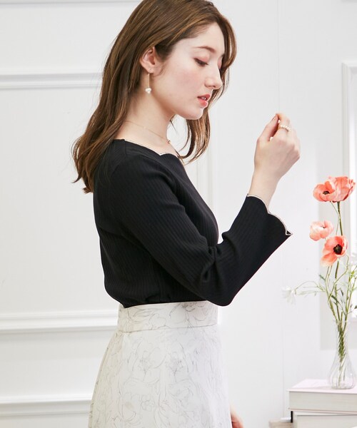 couture brooch（クチュールブローチ）の「◆【カーデやジャケットインにも◎】ハートネックテレコカットソー（Tシャツ/カットソー・レディース・パープル/アイボリー/ブラック・38/42）」の15枚目の写真