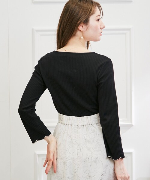 couture brooch（クチュールブローチ）の「◆【カーデやジャケットインにも◎】ハートネックテレコカットソー（Tシャツ/カットソー・レディース・パープル/アイボリー/ブラック・38/42）」の9枚目の写真