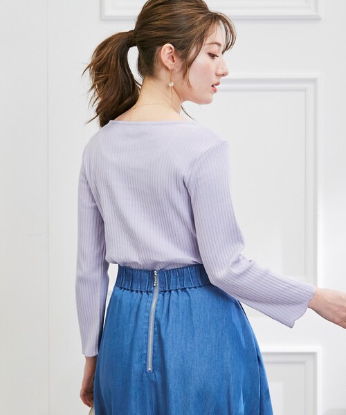 couture brooch（クチュールブローチ）の「◆【カーデやジャケットインにも◎】ハートネックテレコカットソー（Tシャツ/カットソー・レディース・パープル/アイボリー/ブラック・38/42）」の10枚目の写真