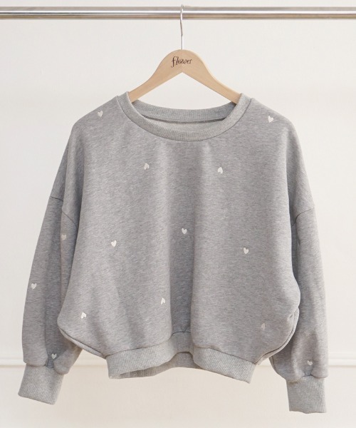 flower（フラワー）の「スウィーティーエンブロイダリースウェット（スウェット・レディース・アイボリー/グレー・FREE）」の9枚目の写真
