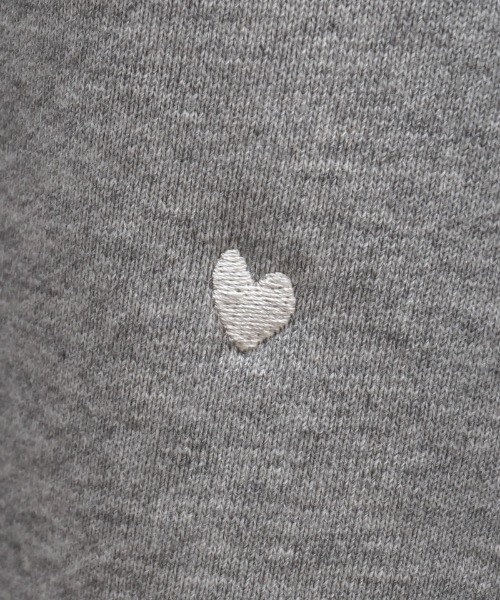 flower（フラワー）の「スウィーティーエンブロイダリースウェット（スウェット・レディース・アイボリー/グレー・FREE）」の22枚目の写真