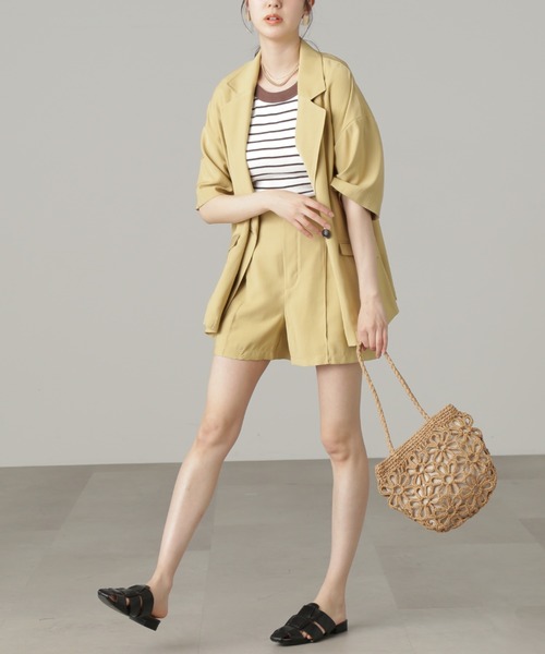 FREE'S MART(フリーズマート)の「◆【セットアップ対応】オーバーサイズルーズ半袖ジャケット(テーラードジャケット・レディース・イエロー/ブラック/ベージュ・MEDIUM/SMALL)」の4枚目の写真