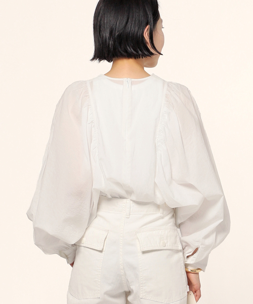 AP STUDIO（エーピーストゥディオ）の「SCENTOFクルーネックギャザーブラウス（シャツ/ブラウス・レディース・ホワイト・FREE）」の9枚目の写真