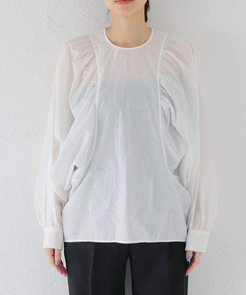 AP STUDIO（エーピーストゥディオ）の「SCENTOFクルーネックギャザーブラウス（シャツ/ブラウス・レディース・ホワイト・FREE）」の13枚目の写真