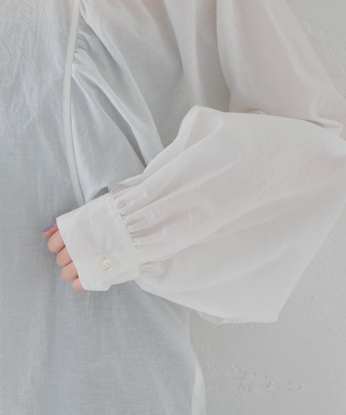 AP STUDIO（エーピーストゥディオ）の「SCENTOFクルーネックギャザーブラウス（シャツ/ブラウス・レディース・ホワイト・FREE）」の20枚目の写真