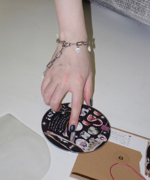 igi（イジ）の「1st album "igiの成長記録”（CD・レディース・その他・FREE）」の5枚目の写真