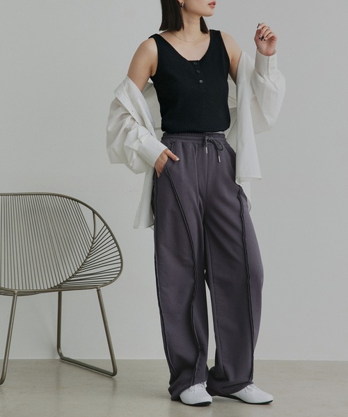 ad thie(アドティエ)の「前ボタン ヘンリー タンクトップ(タンクトップ・レディース・オフホワイト/ラベンダー/グリーン/アイボリー/ブラック/ライトブルー/ミント/グレー・FREE)」の18枚目の写真