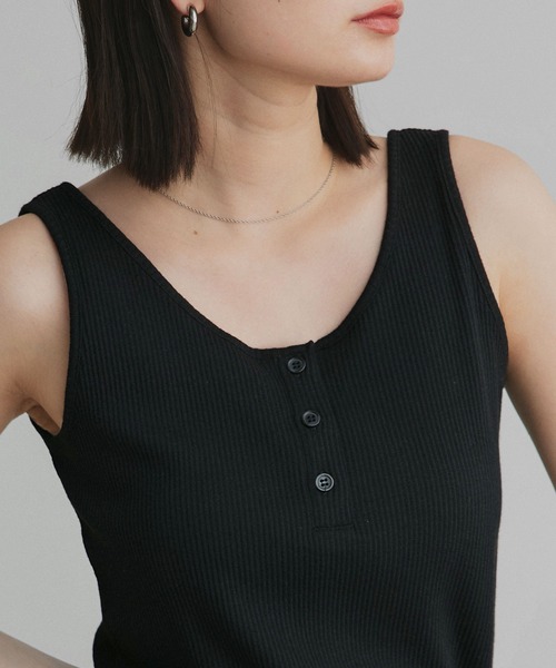 ad thie(アドティエ)の「前ボタン ヘンリー タンクトップ(タンクトップ・レディース・オフホワイト/ラベンダー/グリーン/アイボリー/ブラック/ライトブルー/ミント/グレー・FREE)」の20枚目の写真