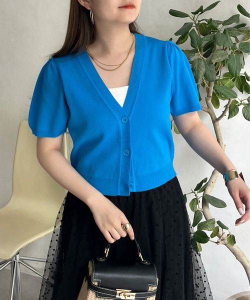 prose verse（プロズヴェール）の「パフスリーブVネックショート丈カーデ（カーディガン/ボレロ・レディース・オレンジ/アイボリー/ブラック/ブルー・ﾌﾘ-）」の4枚目の写真