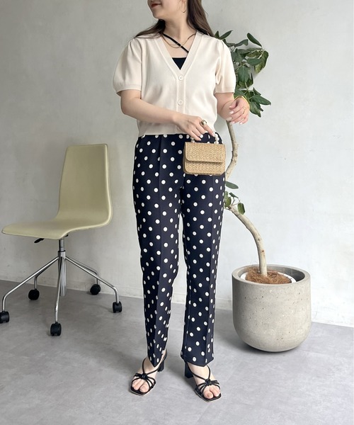 prose verse（プロズヴェール）の「パフスリーブVネックショート丈カーデ（カーディガン/ボレロ・レディース・オレンジ/アイボリー/ブラック/ブルー・ﾌﾘ-）」の17枚目の写真