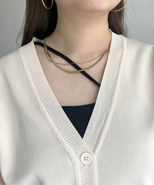 prose verse（プロズヴェール）の「パフスリーブVネックショート丈カーデ（カーディガン/ボレロ・レディース・オレンジ/アイボリー/ブラック/ブルー・ﾌﾘ-）」の22枚目の写真