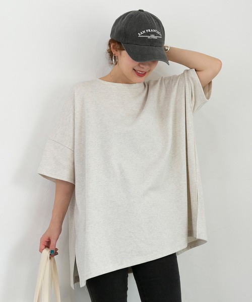 PICHI（ピイチ）の「オーバーサイズドルマンTee（Tシャツ/カットソー・レディース・ホワイト/ピンク/オートミール/グレー/ブラック/グリーン/ブラウン/ネイビー/パープル/チャコール/レッド/ライトブルー/ベビーピンク/オレンジ・FREE）」の6枚目の写真