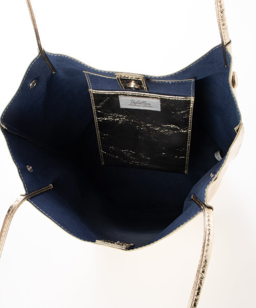 cache cache（カシュ カシュ）の「カシュカシュ cachecache / クラッシュメタリック肩入れバケツトートバッグ（トートバッグ・レディース・ブラック/シルバー系その他/シルバー/ゴールド・FREE）」の13枚目の写真