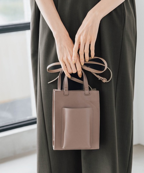 GLOBAL WORK(グローバルワーク)の「スペ軽2WAY4ROOMショルダー /704461(ショルダーバッグ・レディース・ライトブルー/ブラック/オレンジ/ベージュ/グレー/アイボリー/ブラック系その他/ホワイト系その他3・FREE)」の7枚目の写真