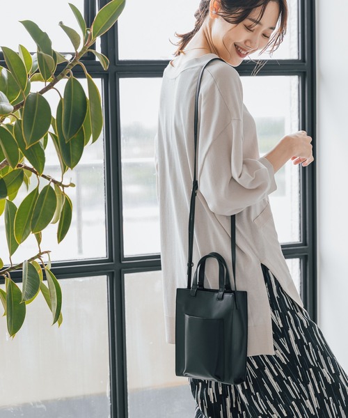 GLOBAL WORK(グローバルワーク)の「スペ軽2WAY4ROOMショルダー /704461(ショルダーバッグ・レディース・ライトブルー/ブラック/オレンジ/ベージュ/グレー/アイボリー/ブラック系その他/ホワイト系その他3・FREE)」の4枚目の写真