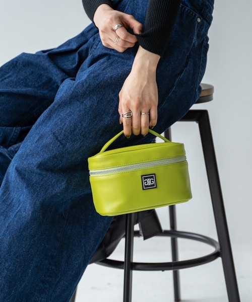 GYDA（ジェイダ）の「GYDA(ジェイダ)バニティポーチ / ラバーワッペン GY-P134（ポーチ・レディース・ライトグリーン/シルバー系その他/ブラック・FREE）」の4枚目の写真