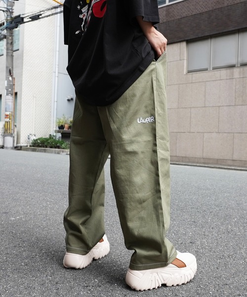 Laufer(ロイファー)の「【Laufer】コットンツイル ワイドパンツ / Cotton twill wide leg trousers / パンツ ワイドテーパード バルーンパンツ(チノパンツ・メンズ・ブルー/カーキ/ブラック/ホワイト・S/M/L/XL)」の3枚目の写真