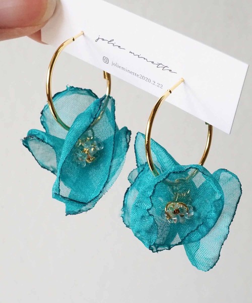 CERCA(チェルカ)の「jolie minette/2way ふわふわ レース フープピアス(ピアス(両耳用)・レディース・ベージュ/ブラック/ホワイト/ブラウン/ブルー系/ピンク系・FREE)」の5枚目の写真