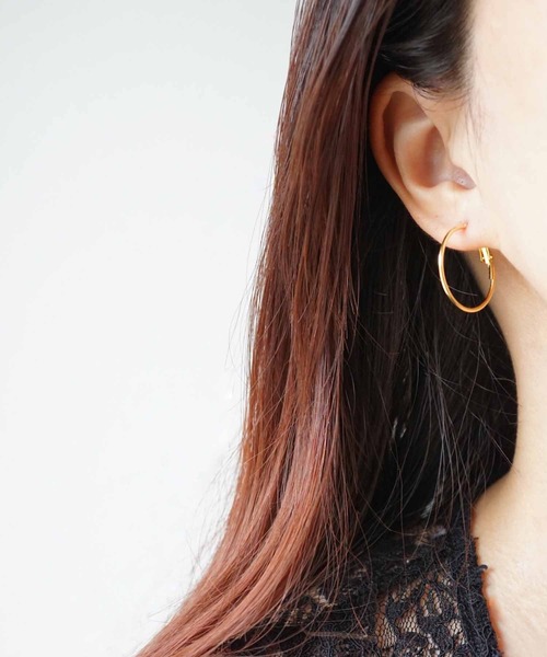 CERCA(チェルカ)の「jolie minette/2way ふわふわ レース フープピアス(ピアス(両耳用)・レディース・ベージュ/ブラック/ホワイト/ブラウン/ブルー系/ピンク系・FREE)」の16枚目の写真